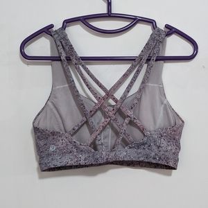 Lululemon sports bra